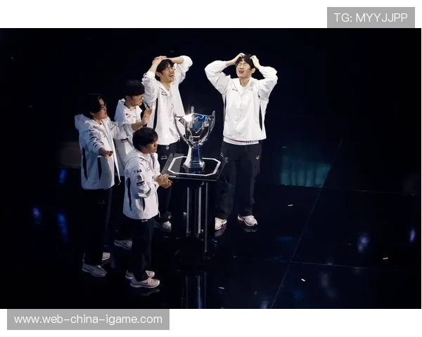 LPL再次无缘S赛冠军！网友：我们还能等几年？