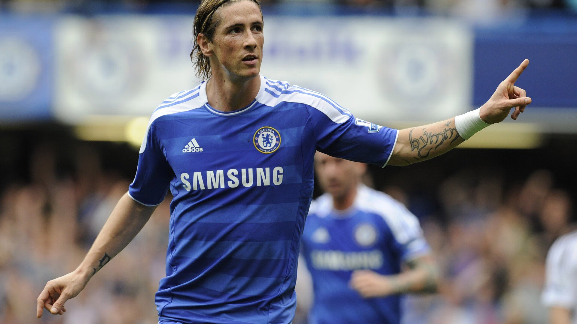 爱游戏登录入口-英超教练组使用语义转写平台优化临场战术布置效率，英超 教练